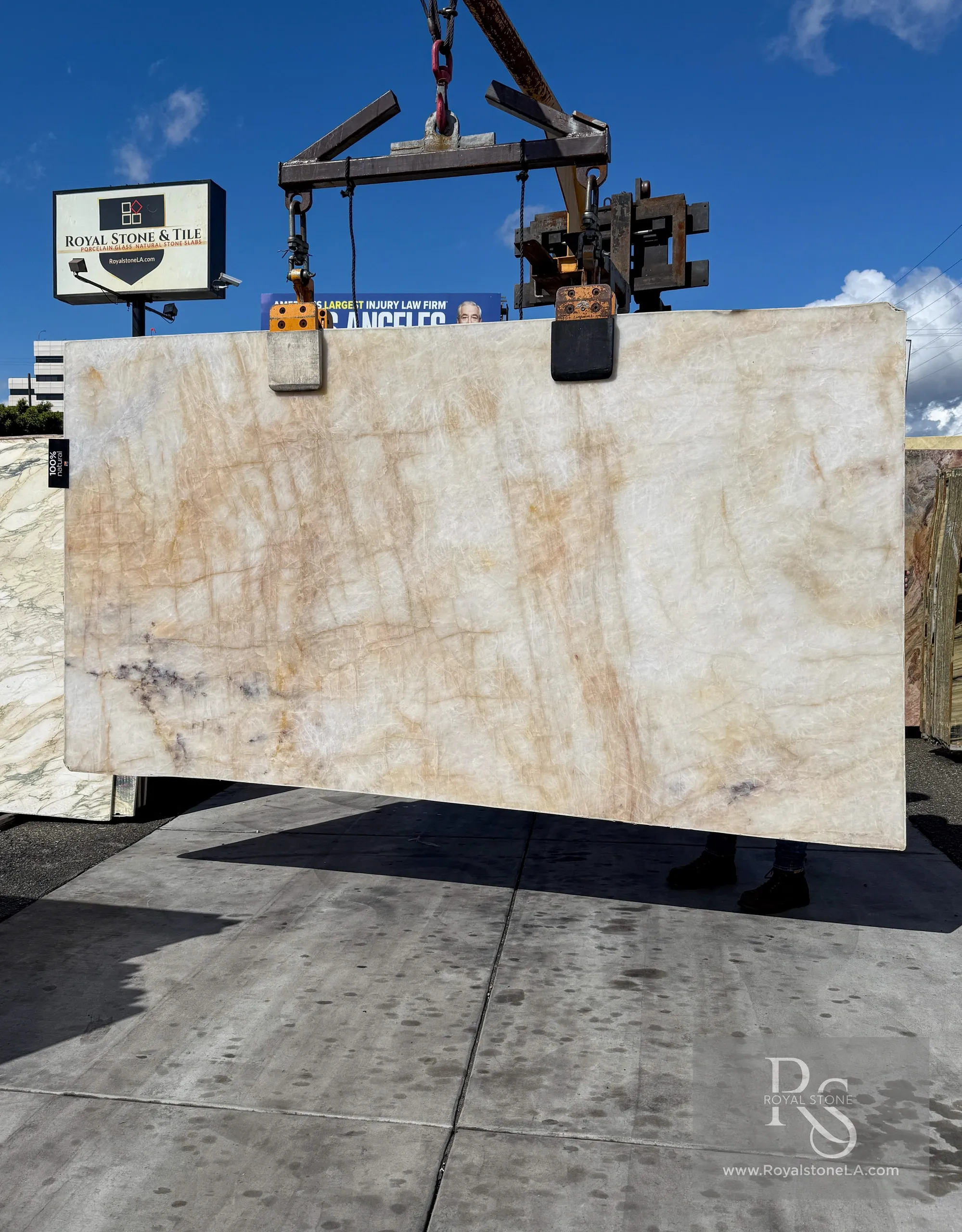 2cm Antolini Cristallo Brut Champagne AN568B quartzite slab polished finish showcasing honey-infused crystalline composition and translucent backlit characteristics