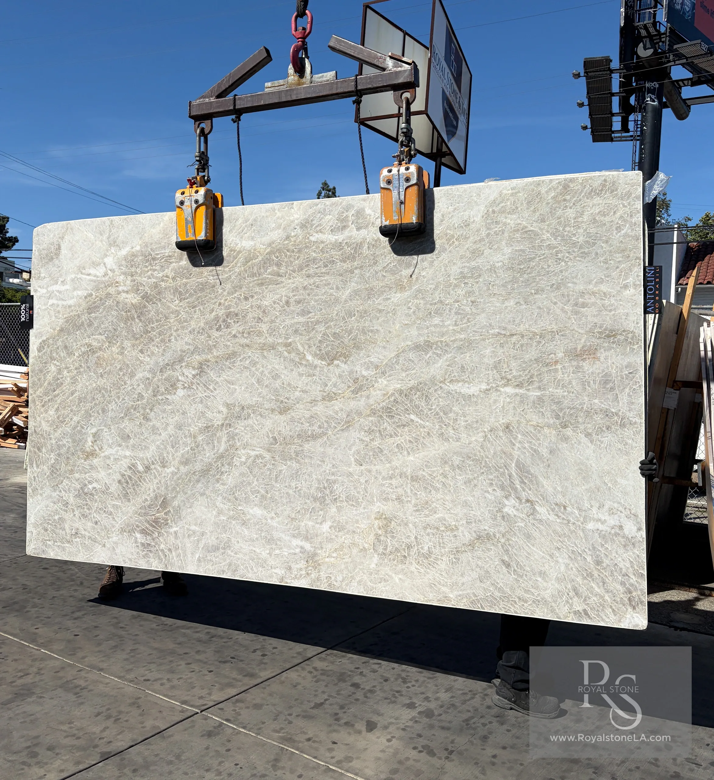 2cm Antolini Taj Mahal Quartzite AO999 slab with leather finish in soft ivory and warm beige tones