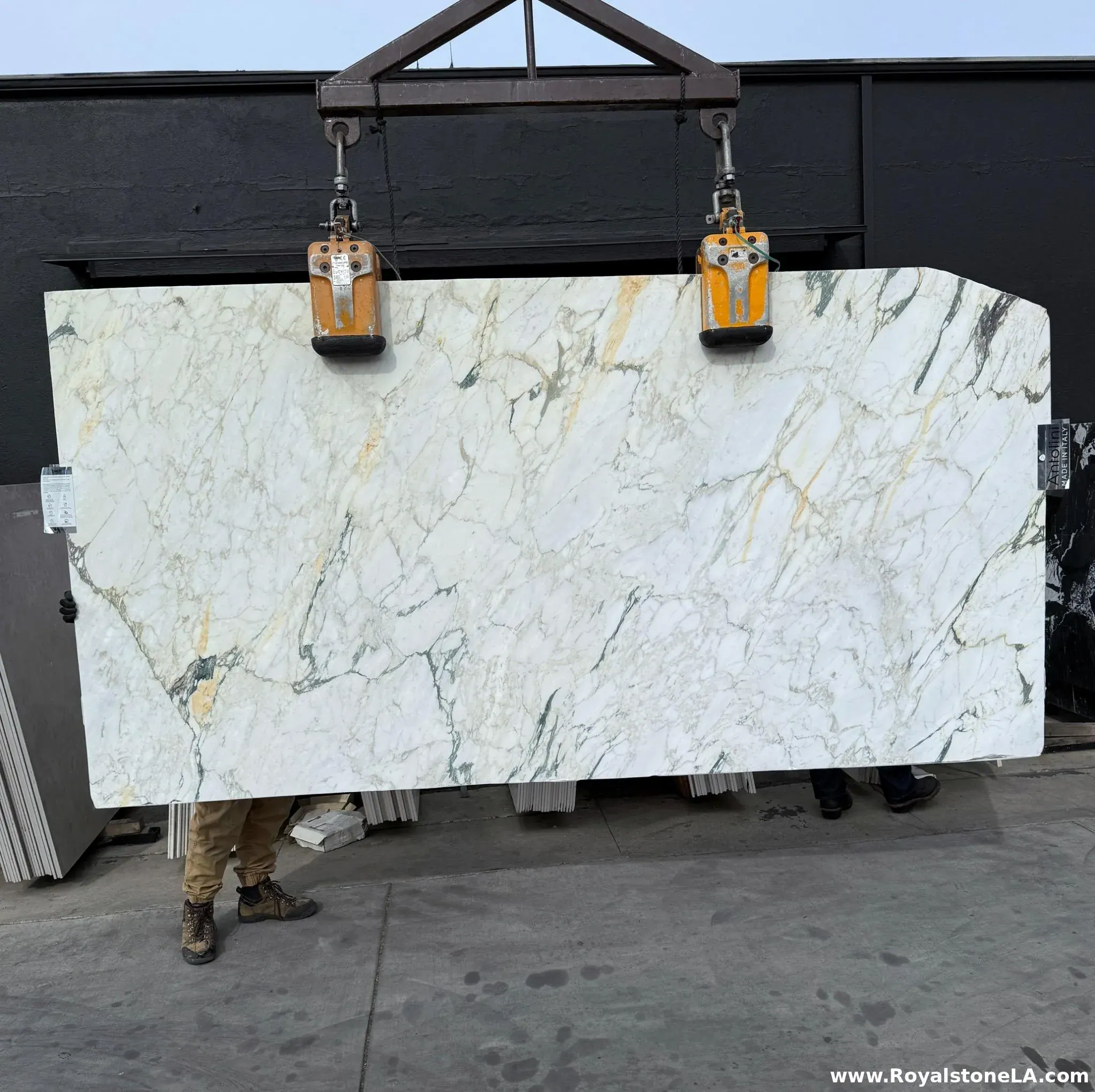Calacatta Monet — Antolini · Marble slab at the Royal Stone yard