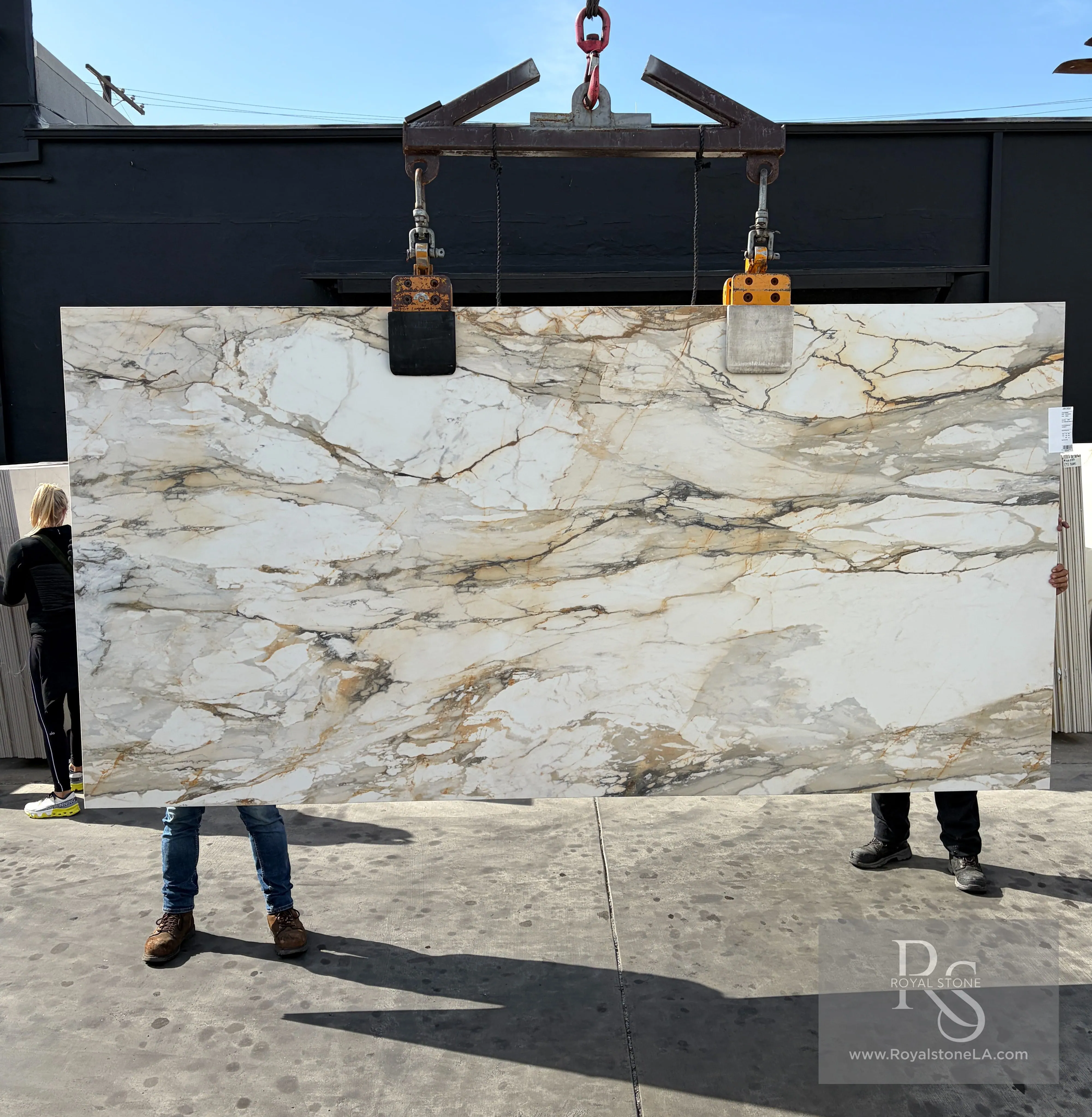 Calacatta Italian porcelain slab at Royal Stone