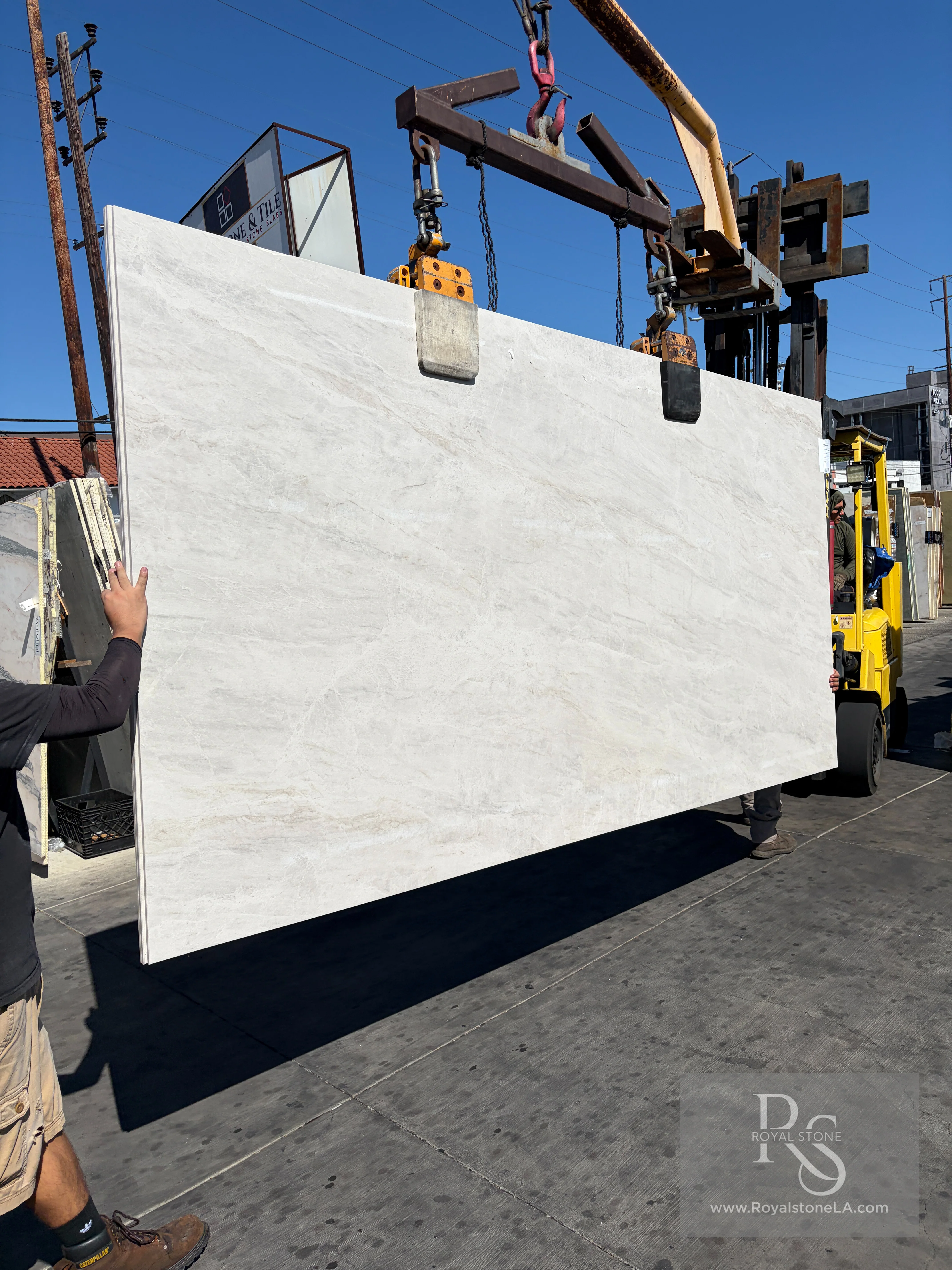 Materia Bianco Persia Italian porcelain slab