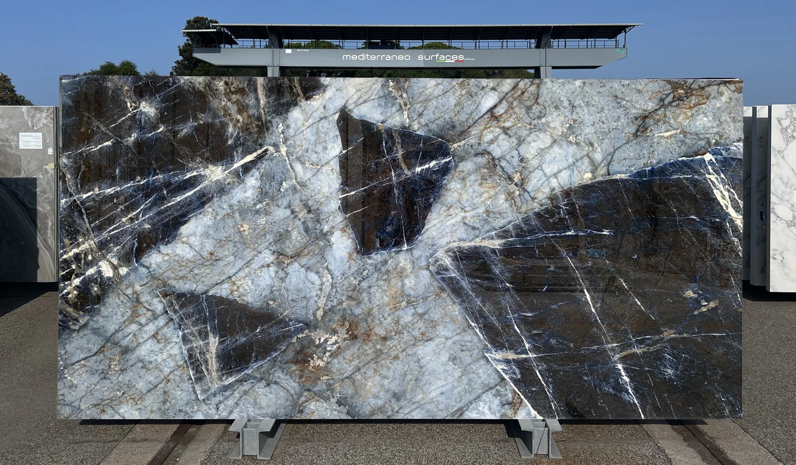 Sodalite Crystal Italian porcelain slab